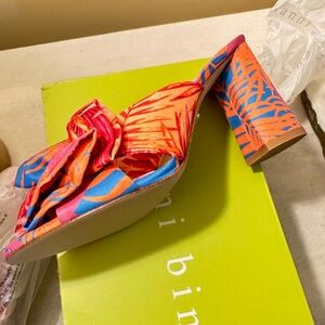 Gianni Bini block heels